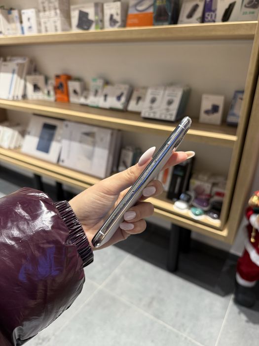 Used iPhone 11 Pro 512gb Silver