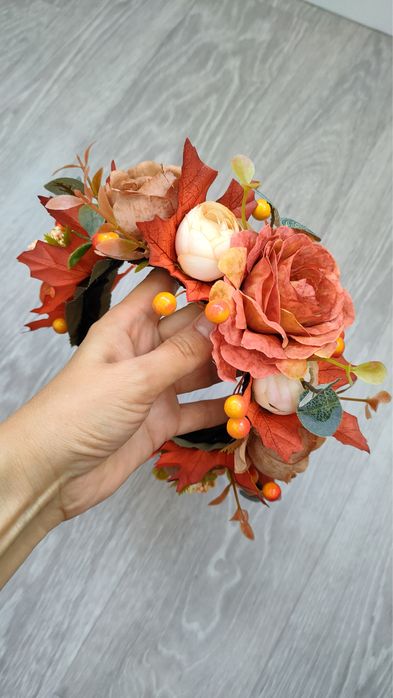 Вінок з квітів, ободок, обруч, венок, заколка