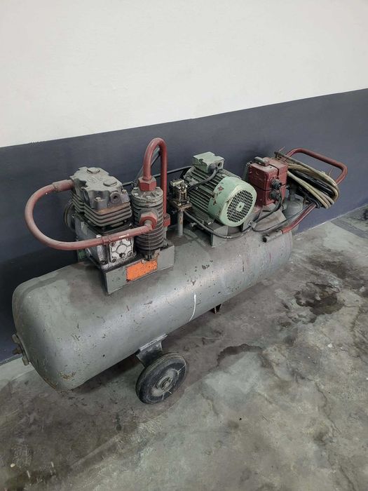 duza spezarka kompresor siła