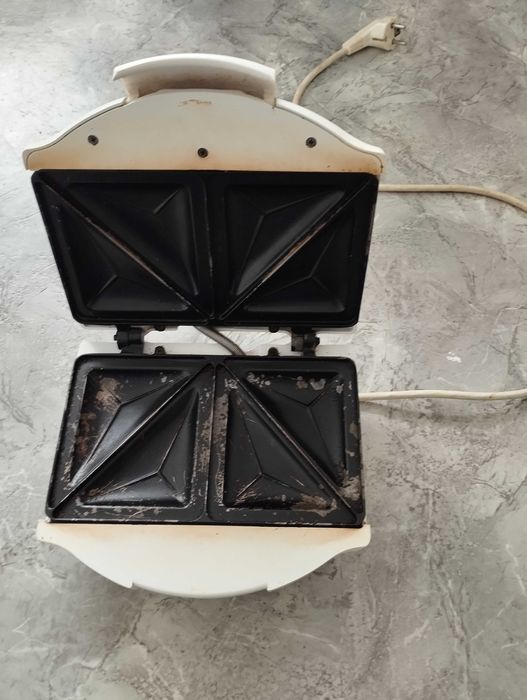 Toster, zapiekacz do kanapek MPM Product