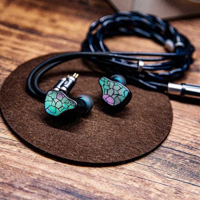 ‼️ THIEAUDIO Hype 4 MKII - гибридные iem's наушники 2DD+4BA Knowles
