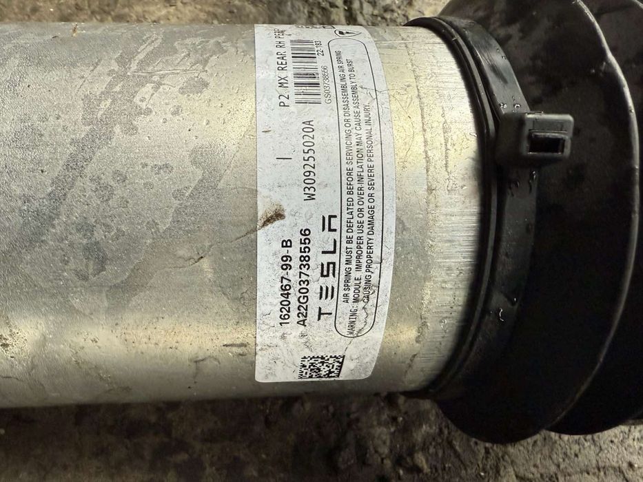 Пневмо стійка балон Tesla Model X plaid 2022++