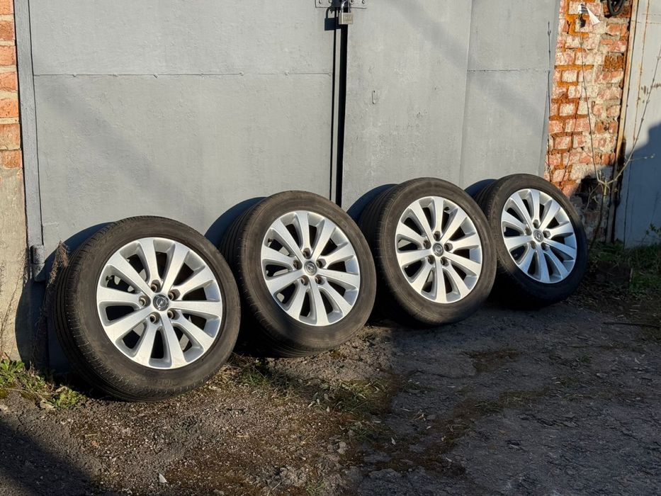 Комплект дисків з резиною R17 Opel Astra J