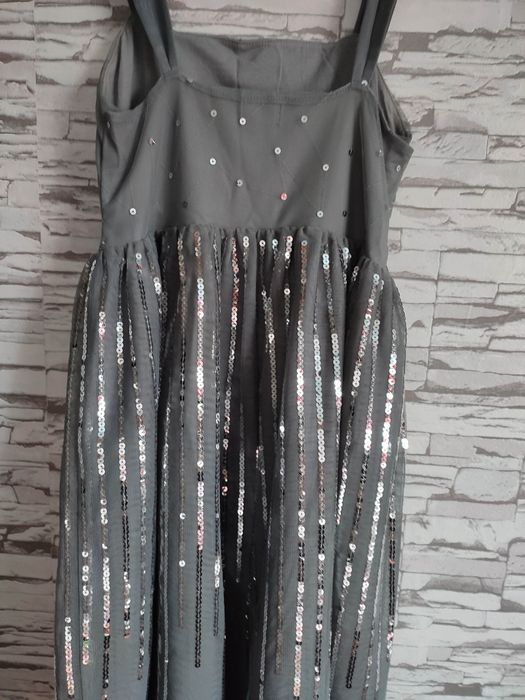 Нарядное платье на девочку 10 11 12 лет