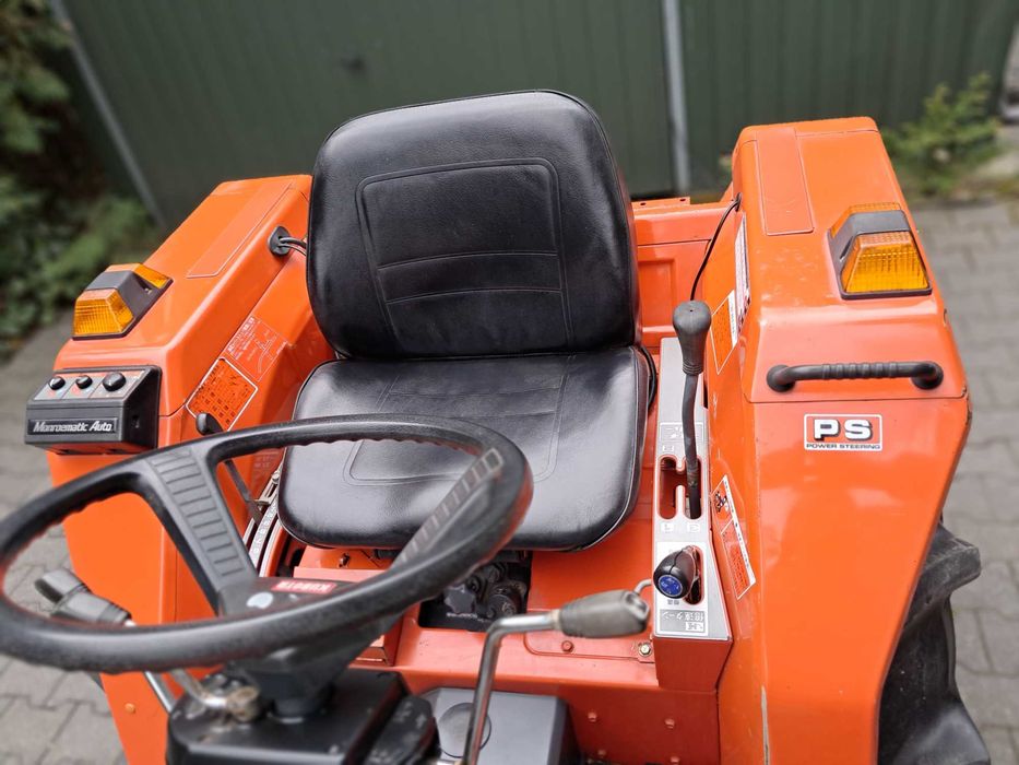 Traktorek KUBOTA Sunshine Z1-195 oraz 205. WSPOMAGANIE, REWERS, ZADBANY