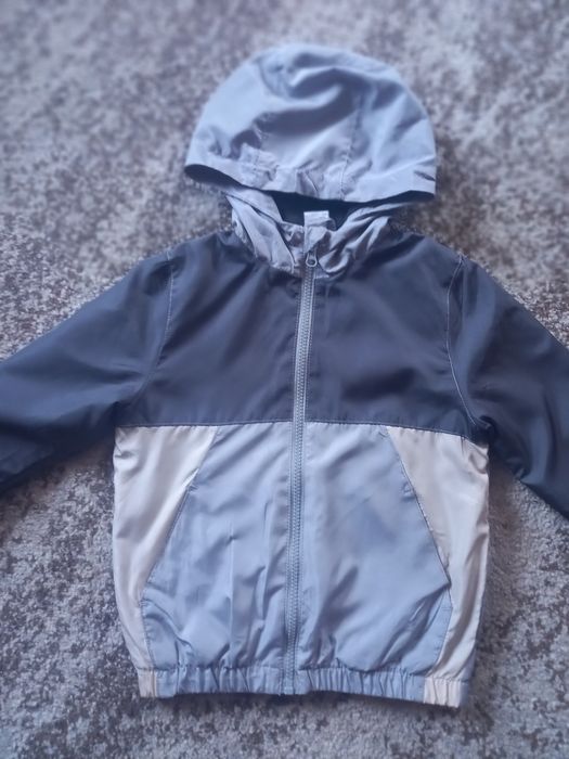 Вітровка на хлопчика.