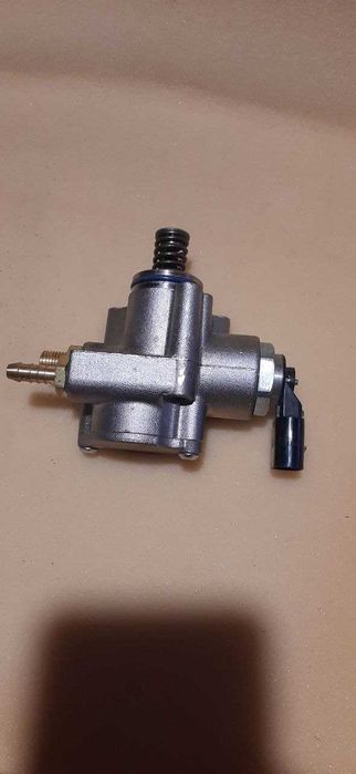 Паливний насос високого тиску до фольсваген