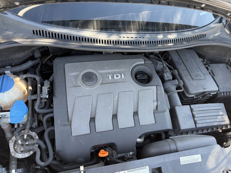 Seat alteia xl 1.6 tdi 2010 bom preco