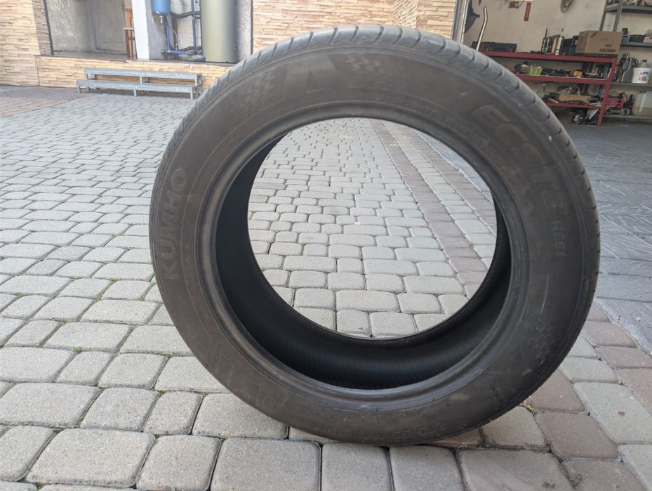 Komplet opon letnich Kumho Ecsta HS51 215/55R18