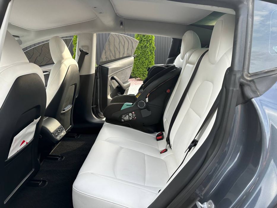 Tesla Model 3 Perfomanse 2023