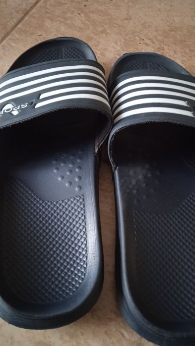 Klapki męskie na szeroką stopę