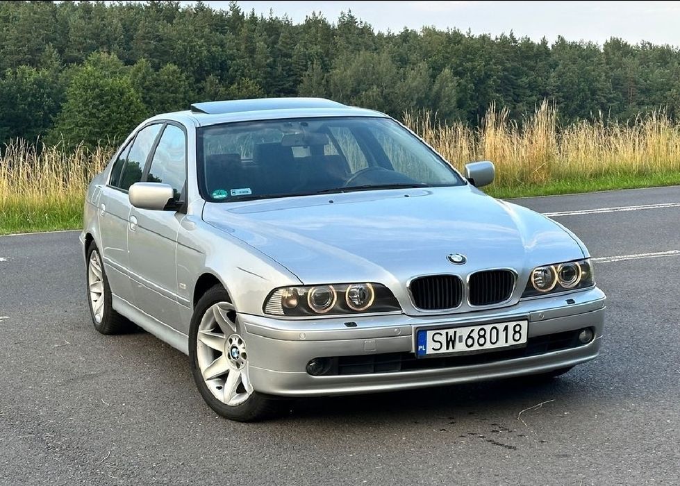 BMW E39 2,2 газ бегзин 2002 год