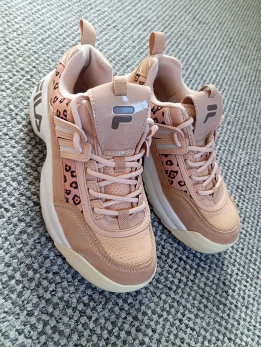 Buty sportowe damskie FILA model Disruptor r. 36