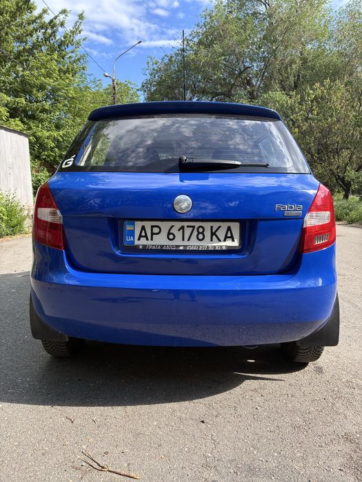 Skoda Fabia 2 1.4 официальная  обмен на универсал/ минивен