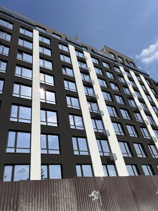 Продається 1 кімнатна квартира на ЖК Манхетен з балконом