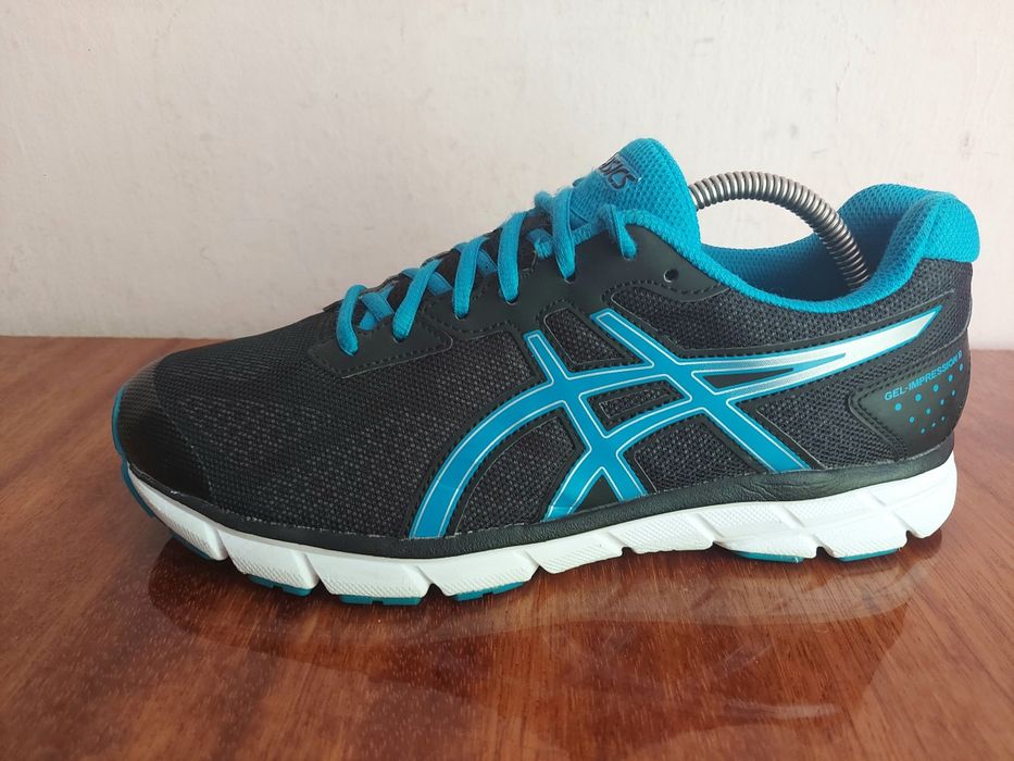 Кроссовки бігові фірми ASICS Gel-Impression 9 оригінал 


Розмір по бі