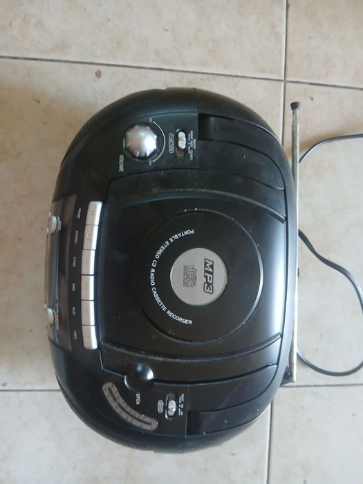 Rádio em bom estado