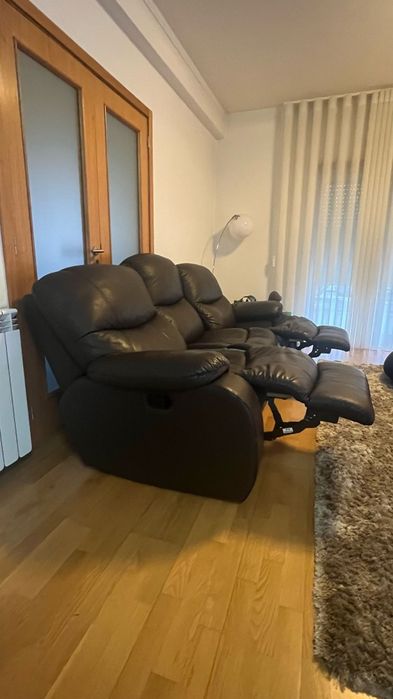 2 Sofás (3+2 lugares)