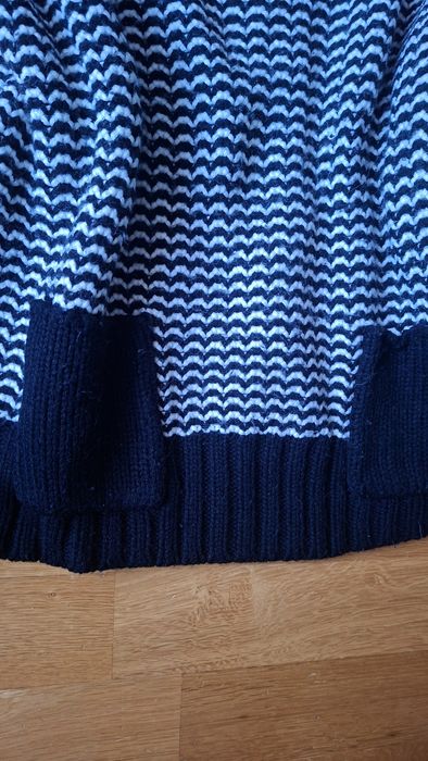 Sweter ciepły M Clockhouse  czarno biały wzorek suwak kieszenie