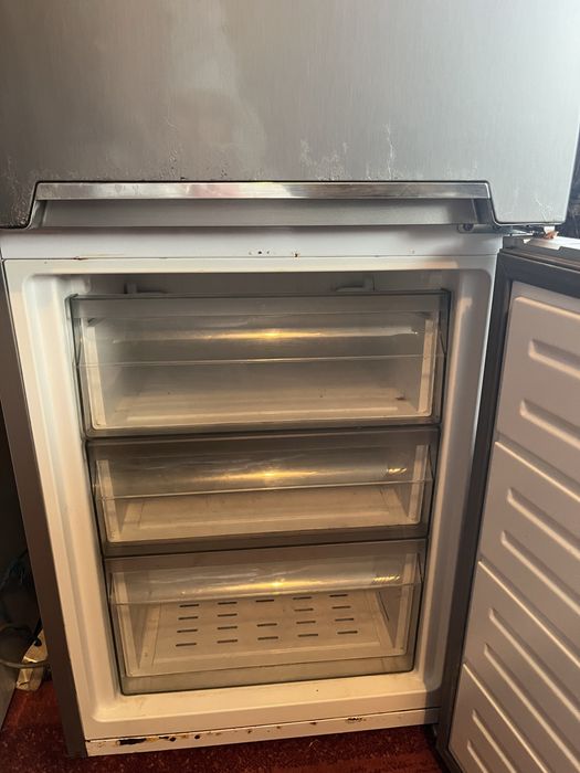 Холодильник Vestfrost