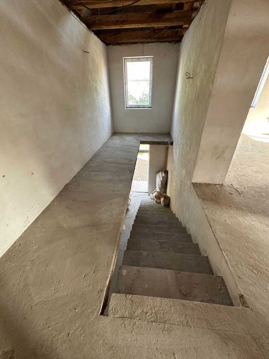 Продається будинок в м. Тячів