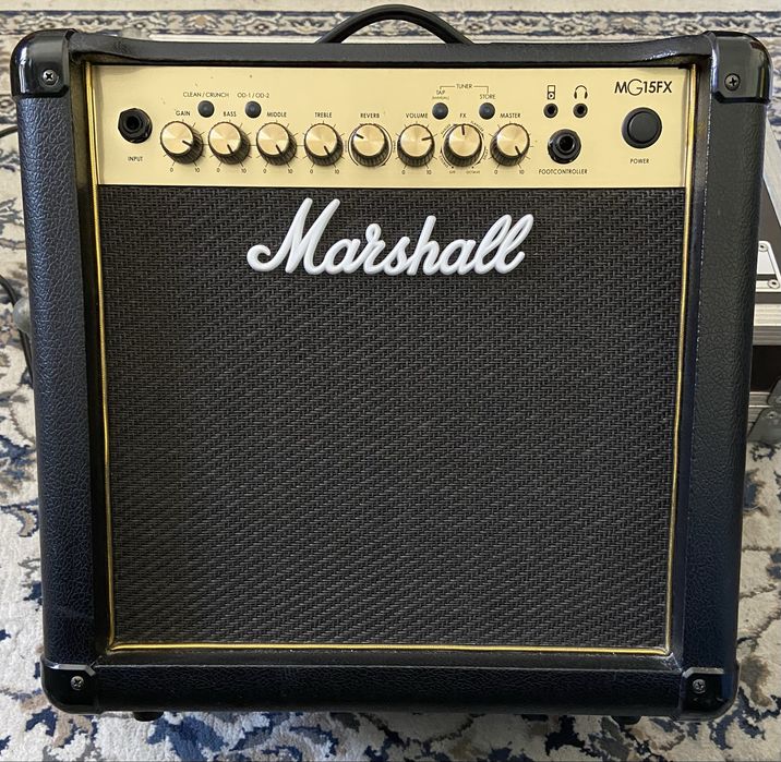 Amolificador Marshall MG15FX - Como Novo!