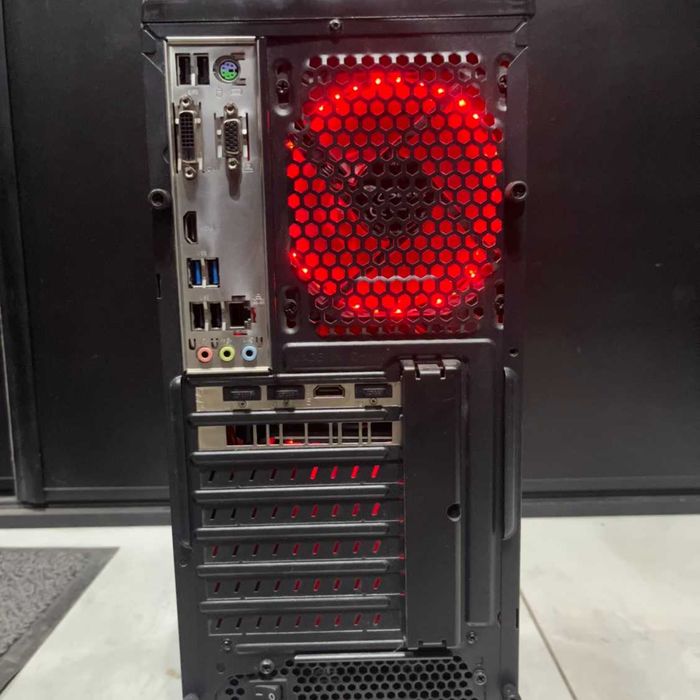 Komputer GENESIS I5-9400F 2.9GHZ 1660 6GB | Gwarancja | Firma