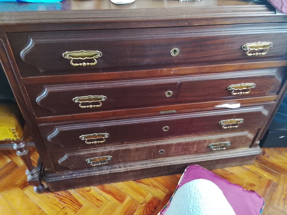 Comoda para o seu quarto