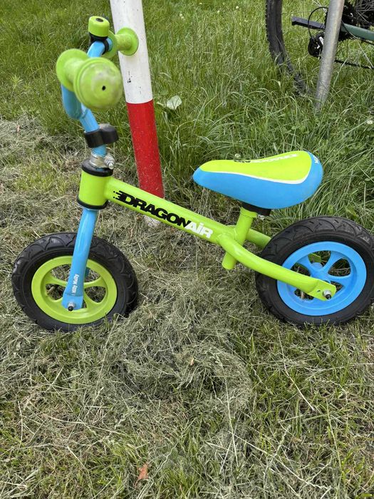 Rowerek biegowy - wygląda jak Ferrari, ale działa jak smok