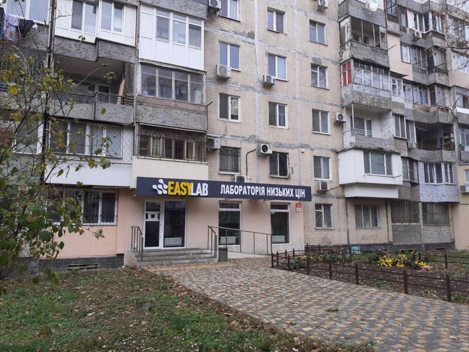 Сдам 53м2 Красивый: Офис Салон Агенство Лаборатория Клиника  - Заметный Фасад район Глушко ( Мудрого) Без комиссии