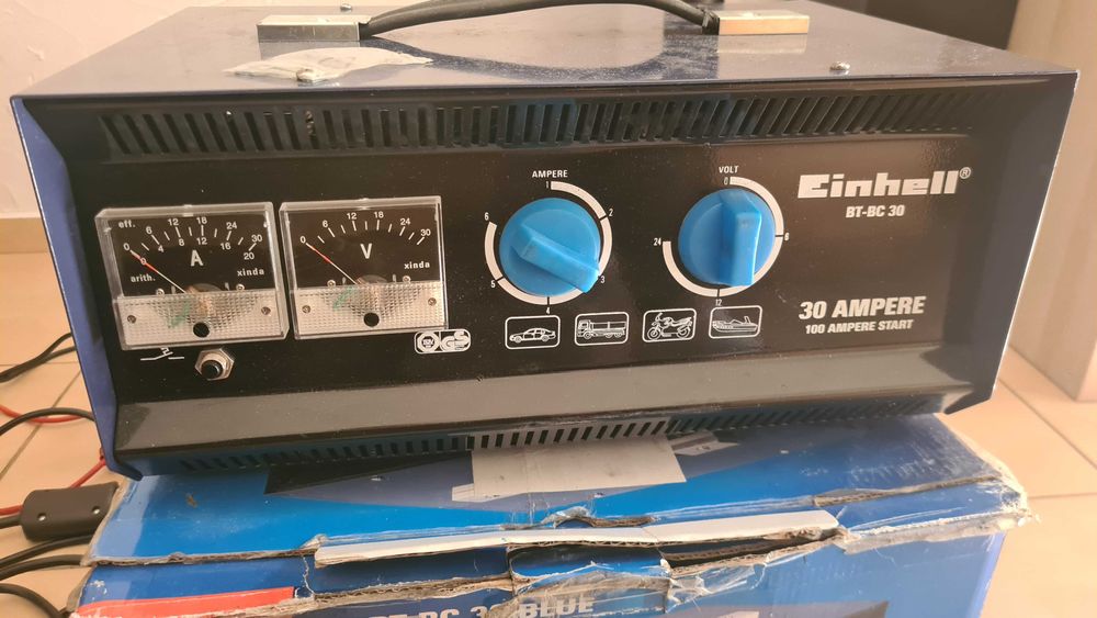 Sprzedam prostownik Einhell BT-BC 30 Blue – solidny i sprawdzony