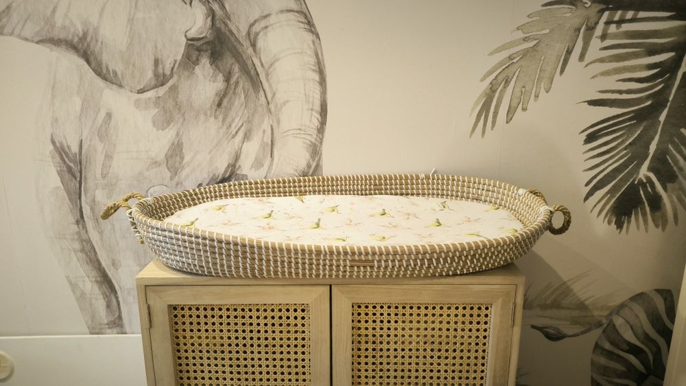 Muda fraldas, como novo