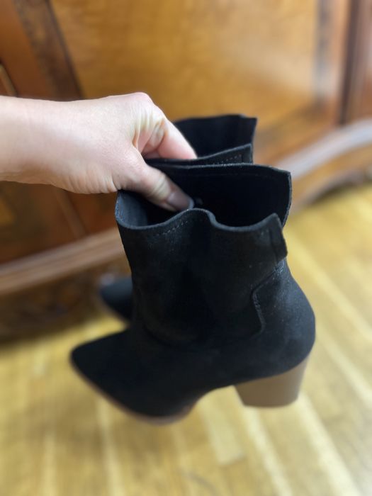 Продам нові классні стильні казаки черевики чоботи 37 і 38 Zara