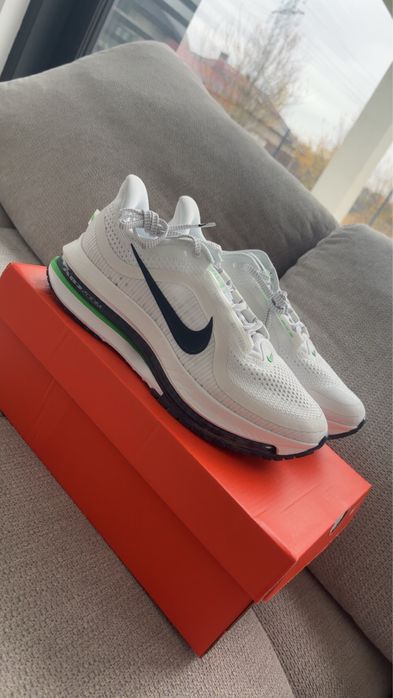 nike pegasus premium