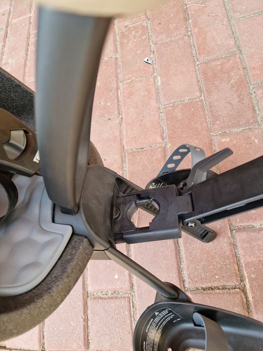 Thule Yepp mini z szybą 2 klucze