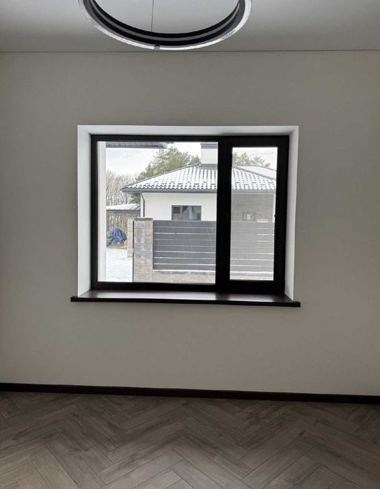 Продаж 1 поверхового будинку з новим ремонтом