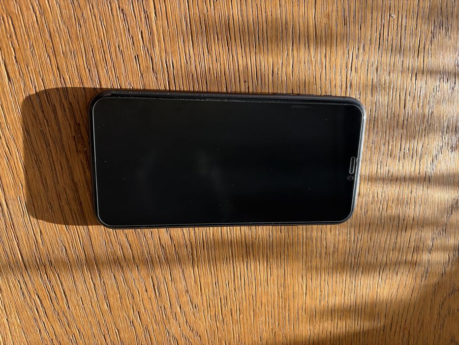 iPhone 11, stan dobry