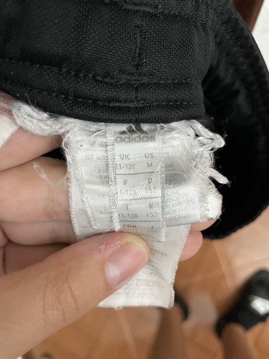 Calcas da adidas como novas