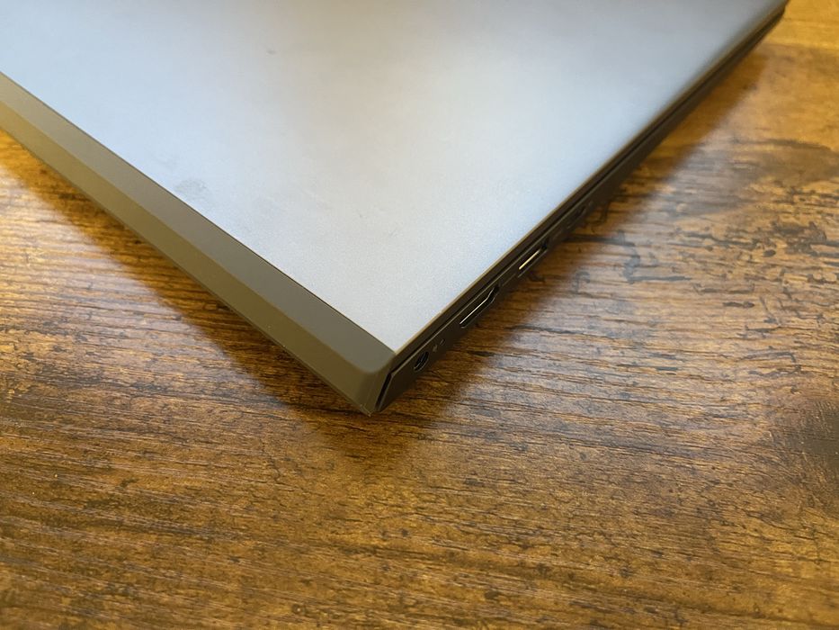 Dell vostro 5401 jak nowy