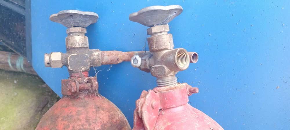 Огнетушитель углекислотний  порошковий