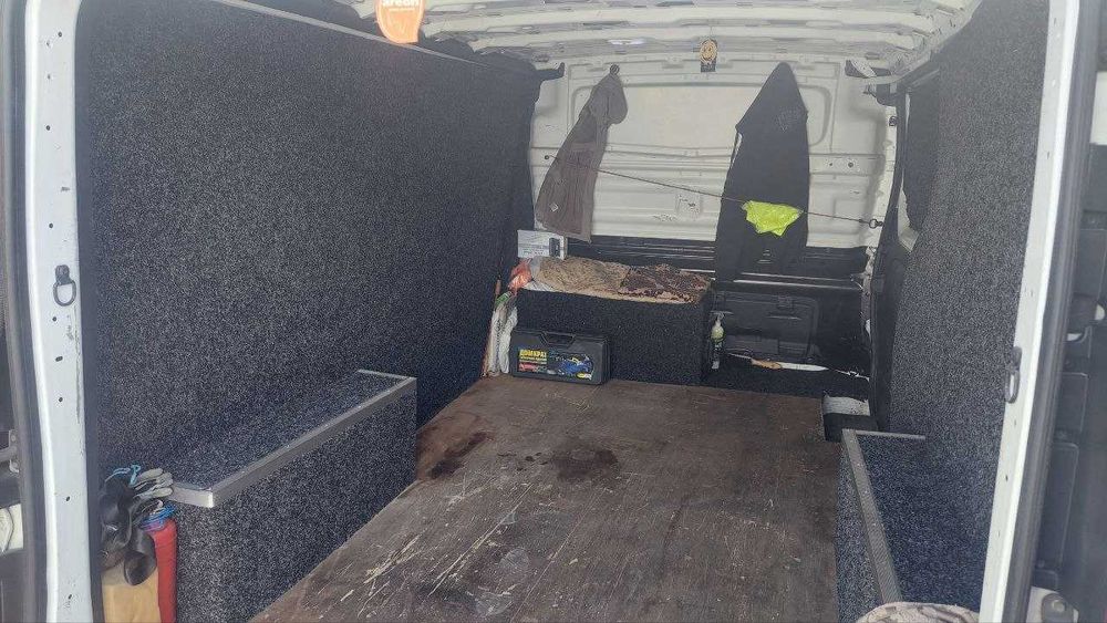 Продам  Renault Trafic 1.6 long