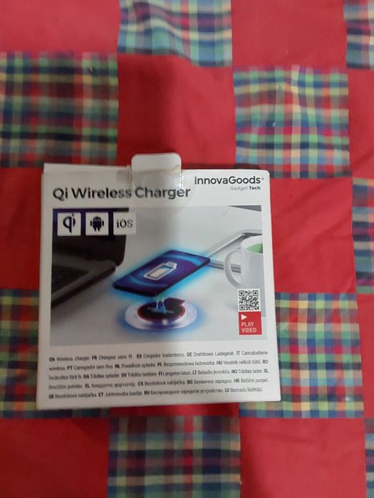 Carregador de telemóvel por indução semi novo