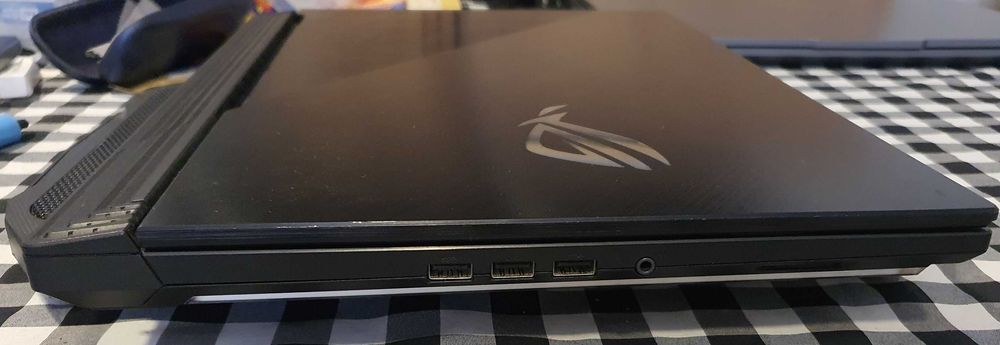 PC Desktop ASUS ROG Strix Scar III G731GV - Preço FIXO - SEM TROCAS - Porto