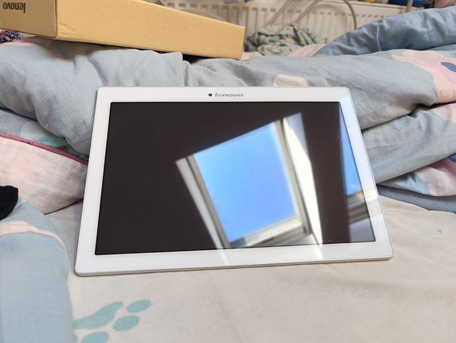 Tablet Lenovo Tab 2 a10-70F 2GB ramu 16 GB pamięci