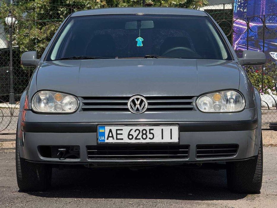 Volkswagen Golf 1998, 1.4 MPI газ/бензин, механіка