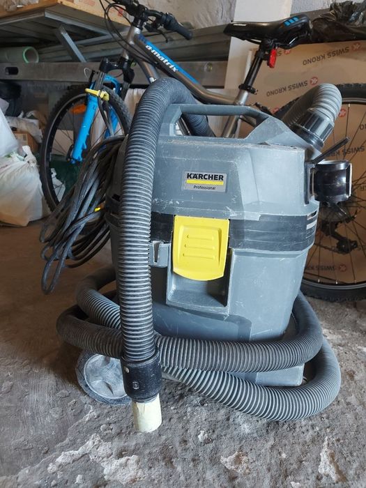 Продам пылесос KARCHER Professional NT 22/1