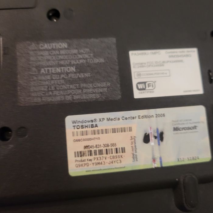 Laptop sprawny  Toshiba Satelite 15.4
