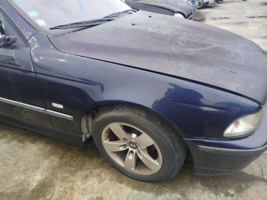 Guarda-lamas direito BMW 5 Touring (E39)