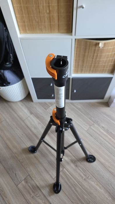 Stojak montażowy rowerowy z defektem - sprawny