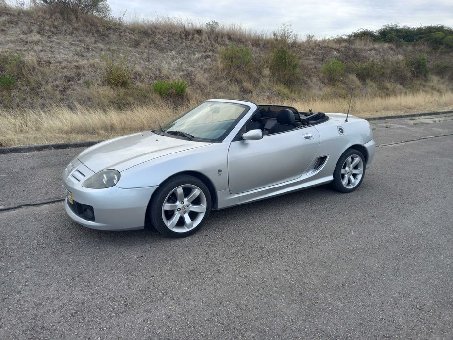 MG TF Carro em bom estado